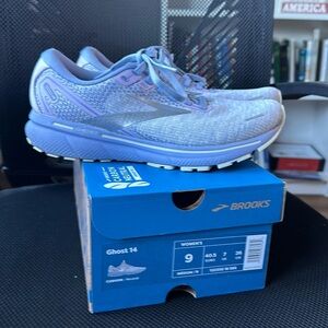 Women’s brooks Ghost 14 ac/purple/lime-size 9 medium